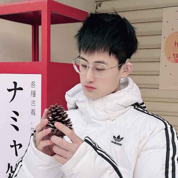 浙江23岁单身帅哥真诚找对象-襄阳征婚网