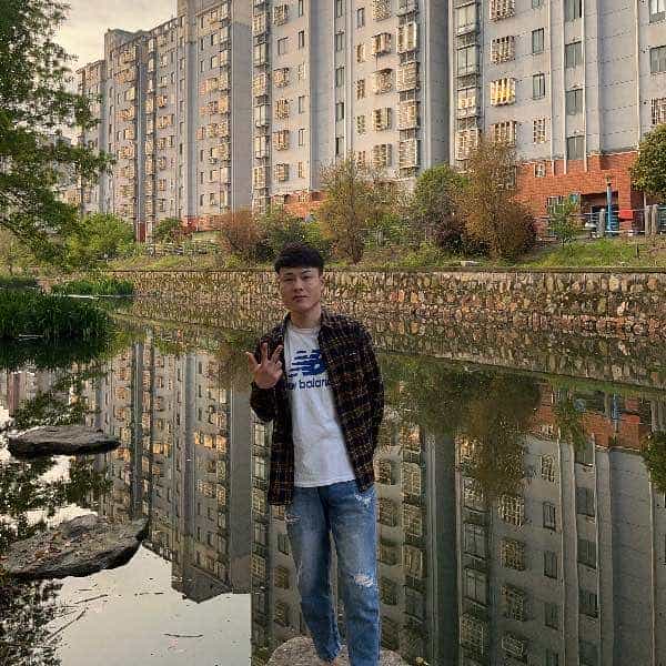 24岁岁河南单身帅哥 - 襄阳吉缘网