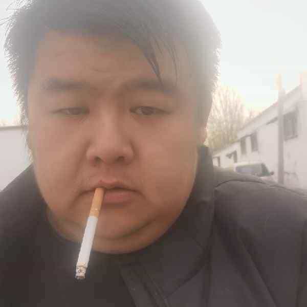 35岁岁山东单身帅哥 - 襄阳吉缘网