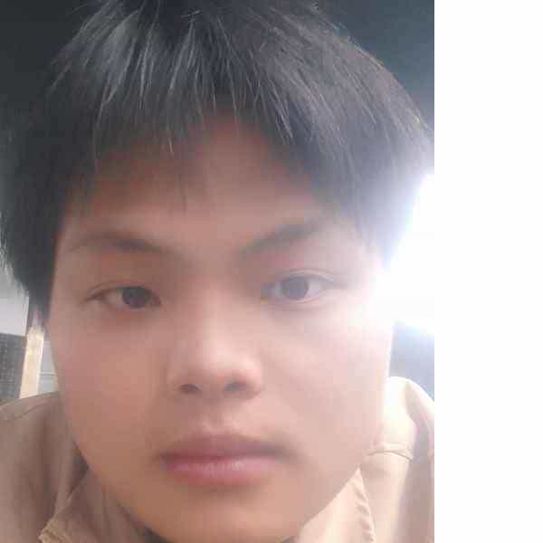 22岁岁河南单身帅哥 - 襄阳吉缘网