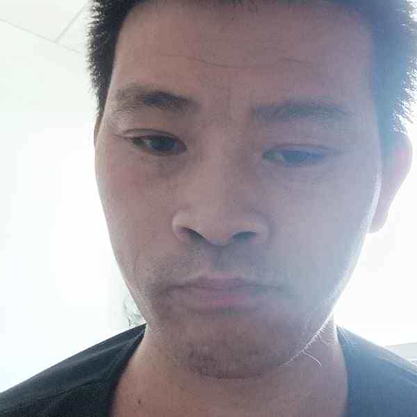 42岁岁重庆单身帅哥 - 襄阳吉缘网